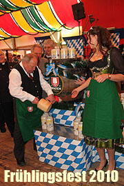 Gelungener Anstich 2009 (Foto: Martin Schmitz)